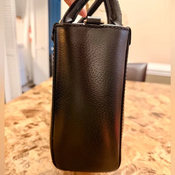 Kate Spade Wellesley Quinn
 Satchel with Pink Card Holder - Picture 13 of 17